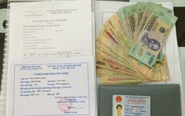 Nữ sinh nhập học đánh rơi 20 triệu, được CSGT trả lại