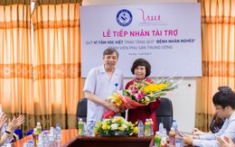 Quỹ Vì Tầm Vóc Việt trao tặng 300 triệu đồng cho bệnh nhân nghèo Bệnh viện phụ sản trung ương