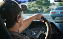 Nửa đêm, lái taxi hốt hoảng đỡ đẻ cho người yêu cũ