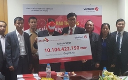 Khách hàng Quảng Ninh nhận hơn 10 tỷ đồng trúng Vietlott