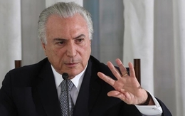 Tổng thống Brazil chuyển nhà vì sợ "ma"