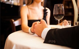Đi ăn tự trả tiền thì có người yêu để làm gì?