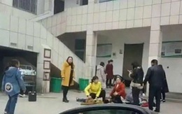 Giẫm đạp vì sập nhà vệ sinh, 2 học sinh tiểu học thiệt mạng
