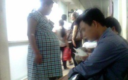 Chửa vượt mặt, bà bầu vẫn bị đàn ông từ chối nhường ghế