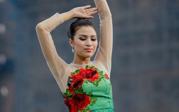 Nguyễn Thị Thành đạt top 10 Hoa hậu Tài năng dù đi thi chui