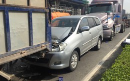 Người nước ngoài thoát chết sau tai nạn liên hoàn ở Sài Gòn