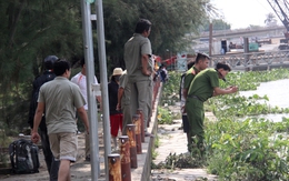 Người thân khóc ngất bên thi thể đàn ông trôi sông Sài Gòn