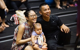 Vợ Chí Anh mang con đến cổ vũ chồng tập liveshow Khánh Thi