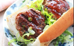 Bánh mì kẹp thịt bò nướng