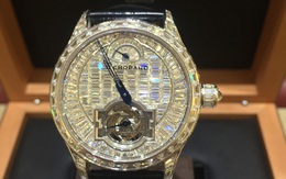 Chiêm ngưỡng chiếc đồng hồ nạm kim cương trị giá 14 tỷ đồng đại gia Việt vừa mua