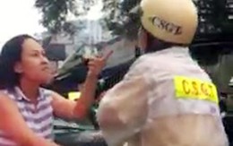 Nữ tài xế liên tục chửi, túm cổ áo CSGT ở Sài Gòn