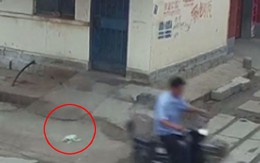 Cắt tóc không ưng ý, khách hàng vứt xú uế 'khủng bố' cửa hiệu