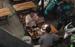 2 người đàn ông bên chiếc bánh sinh nhật và cuộc đối thoại khiến ta lặng mình
