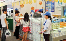 Mì 2 con tôm, Kem Thủy Tạ kéo nhau lên sàn tìm lại thời vàng son