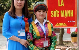Nữ sinh người Mông trúng tuyển ĐH Luật Hà Nội có nguy cơ phải bỏ học vì nhà nghèo