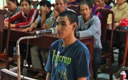 Trốn đám ma về hiếp dâm con riêng của vợ