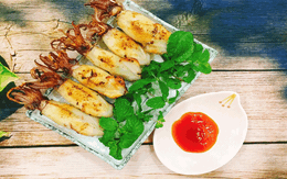 Mực nhồi thịt chiên nóng hổi, thơm ngon