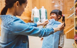 Tôi sắm đồ tốt cho con từ việc mua thanh lý của nhà giàu