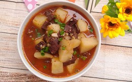 Lạ miệng canh tiết nấu khoai tây