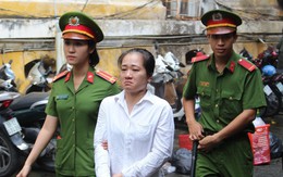 Bị cáo buộc môi giới mại dâm, nữ bị cáo bật khóc vì hối hận