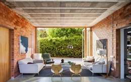 Thiết kế tường gạch độc đáo giúp phòng khách đẹp đến khó tả