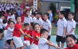 Phụ huynh Việt tốn bao nhiêu tiền để nuôi con?