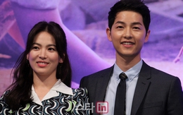 Sự thật về tin đồn bố mẹ Song Joong Ki lên Seoul gặp Song Hye Kyo để bàn về đám cưới thế kỷ