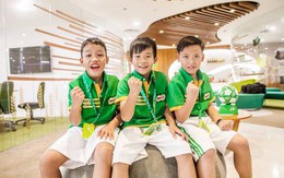 5 cầu thủ nhí Việt Nam trở về sau chuyến tập huấn tại Barcelona
