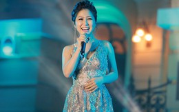 Gặp sự cố, Hương Tràm vẫn hát live 'Em gái mưa' cực đỉnh, khiến khán giả phát cuồng