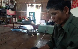 Cha già ngã gục khi thấy con gái chết trong tình trạng quần áo bị quấn ngược lên cổ