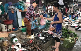Khu chợ ở Hà Nội hai đầu hai mức giá khác nhau