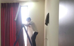 Chủ nhà Hà Nội ngỡ ngàng phát hiện thợ lắp rèm vào nhầm nhà mình