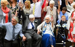 Đám cưới lãng mạn "có một không hai" của cụ bà 95 và người tình 93 tuổi