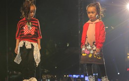 Trang phục sang chảnh rất xinh yêu cho bé đón Noel và năm mới