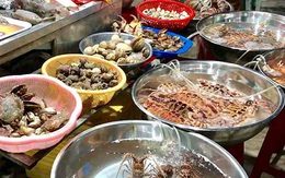 Đi chợ hải sản tự chọn với giá rẻ “giật mình” ở Lý Sơn
