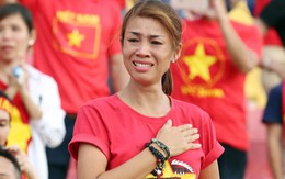 Nước mắt và đắng cay sau trận thua Thái Lan