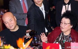Đường Tăng và vợ tỷ phú già hơn 11 tuổi hạnh phúc suốt 27 năm: Chuyện tình đẹp đến rơi lệ