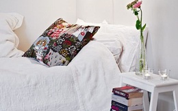 Những chiếc tủ đầu giường nhỏ xinh khiến bạn muốn rinh ngay về phòng ngủ nhỏ của mình