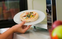 Làm nóng pizza bằng cách nào ngon nhất?