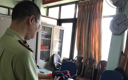 Quản lí thị trường Hà Nội bắt hàng trăm khẩu súng giả