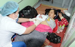 Sản phụ sinh con ngay trên tàu cao tốc