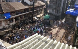 Sập nhà ở Mumbai, 3 người chết, 20 người mắc kẹt