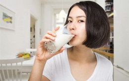 Những sai lầm khi uống sữa khiến “cái miệng hại cái thân”