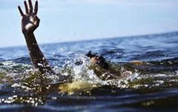 Tắm biển ở Nghệ An, hai người đàn ông đuối nước tử vong