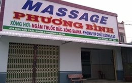 Trinh sát ập vào bắt quả tang, phá ổ massage “tươi mát”