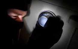 Tên trộm két sắt bị cậu bé 9 tuổi phát hiện
