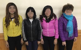 "U60" khai đứng ven sông Tô Lịch chèo kéo khách mua dâm