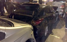 Xe chở xăng đâm dồn liên tiếp 3 ôtô trên cầu Thanh Trì