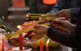 Chuyên gia bày cách chọn hương Tết thơm, an toàn