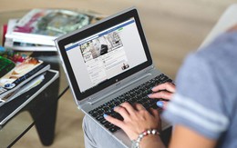 Thiếu niên 16 tuổi kiện mẹ vì đăng ảnh lên Facebook mà không xin phép